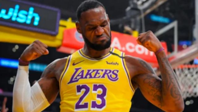 詹黑:詹姆斯是前助攻王 今晚却仅3助攻