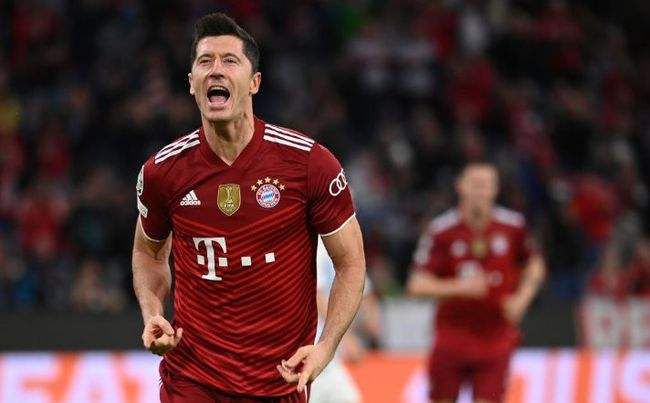 莱万谈德甲300球 自豪并会尝试打破穆勒的纪录