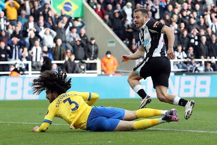 豪掷近1亿 纽卡8轮不败与曼联分享新纪录