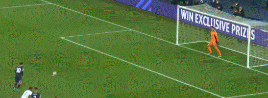 梅西欧冠罚丢点球 C罗在英超取得了进球