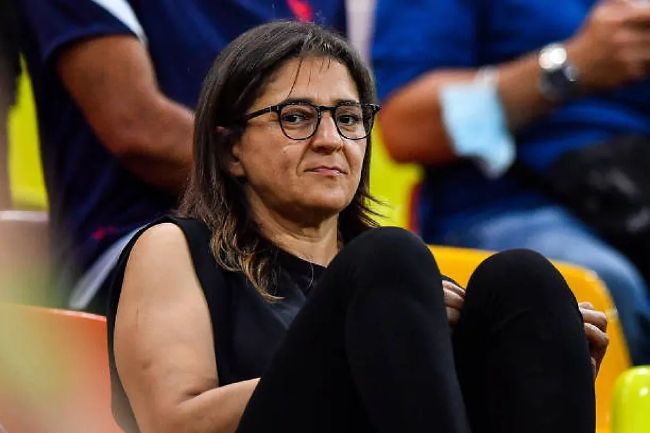 皇马引进姆巴佩 母亲要求拿球衣销售分成