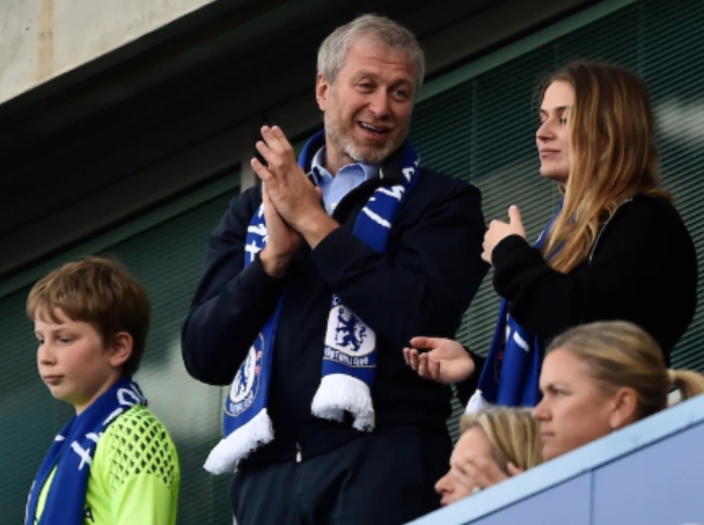 曼联确定换帅 锁定1亿新星顶替C罗