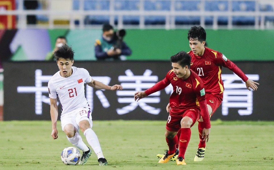 外媒高度关注中国足球 争名逐利致公信力全无