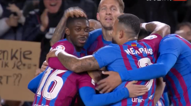 替补登贝莱登场1球2助获最高分 赛后哈维称赞登贝莱