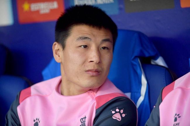 武磊连续15轮西甲替补 留守引发球迷不满