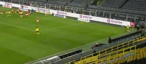 德甲多特蒙德5-1击败弗赖堡 哈兰德梅开二度悍腰传射