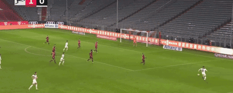 拜仁5分钟连丢2球1-2遭逆转    9000万巨星解围变送礼