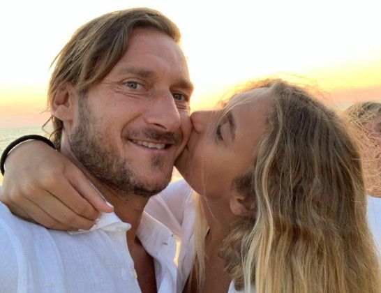 托蒂晒视频辟谣离婚新闻    厌倦了总是需要站出来澄清