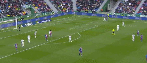 西甲联赛2-1巴萨战胜埃尔切 替补奇兵连入2球逆转勇夺3连胜