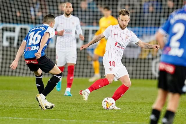 争冠热门又翻车 西甲领头羊收礼