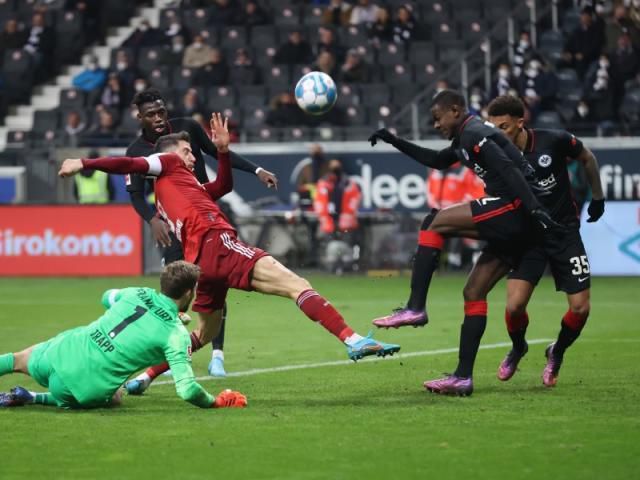 拼下如狼似虎的法兰克福 拜仁成功化解小危机