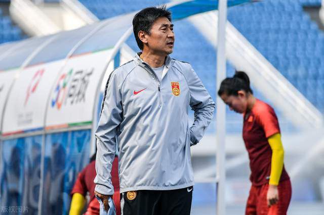 女足亮相央视 水庆霞C位打脸贾秀全