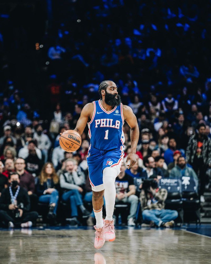 在篮网卖力气到了费城当宝贝 哈登在费城过得确实舒心