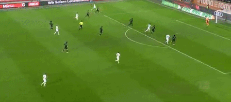 德甲12轮拜仁1-2不敌奥格斯堡  莱万进球扳回1分