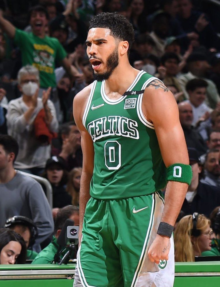 塔图姆单场54分狂刷8大纪录   狂砍54分击败篮网