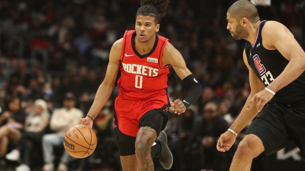 与魔术对战前火箭更新伤情名单 加鲁巴缺席奎因下放格林状态转变