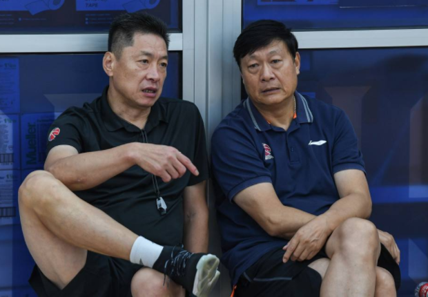 中国男篮希望之星偰李永炜加盟上海队 李春江亲自促成签约