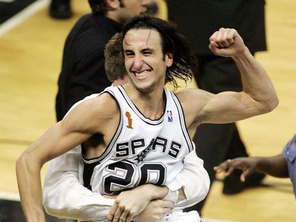 马努-吉诺比利入选名人堂候补 二轮秀生涯场均13.3分