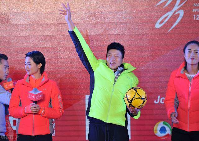王珊珊已经正式加盟北京女足 前亚洲足球小姐马晓旭牵线搭桥