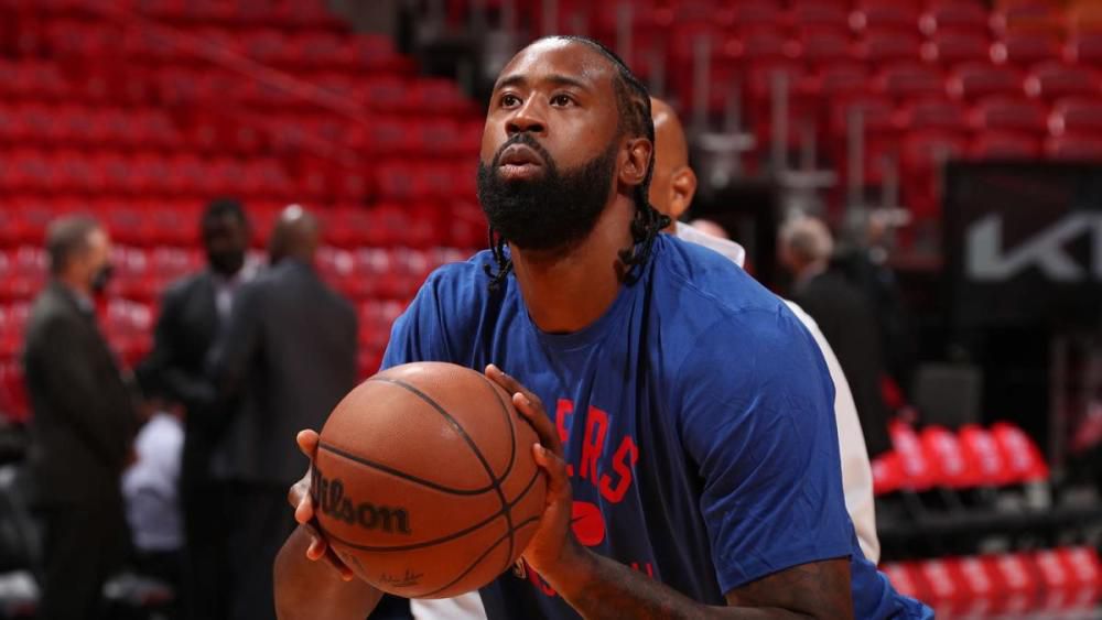 小乔丹在与公牛对战中迎来76人生涯首秀  称76人更适合自己