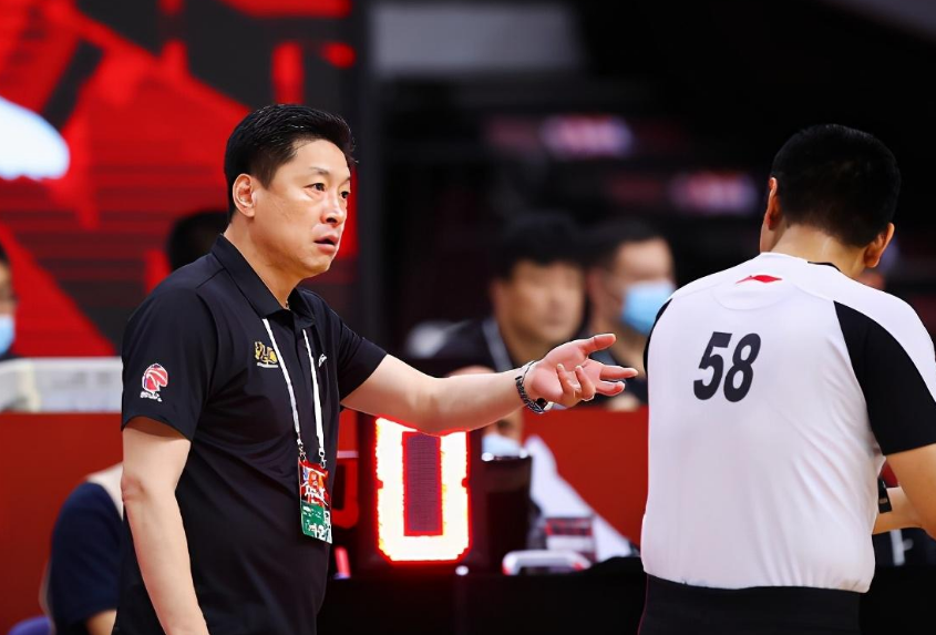 丹尼尔提出辞职自谋发展 或将加盟同曦男篮执教