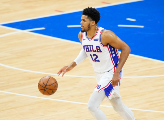 巴特勒莱昂纳德都在他后面 哈里斯突破12000大关