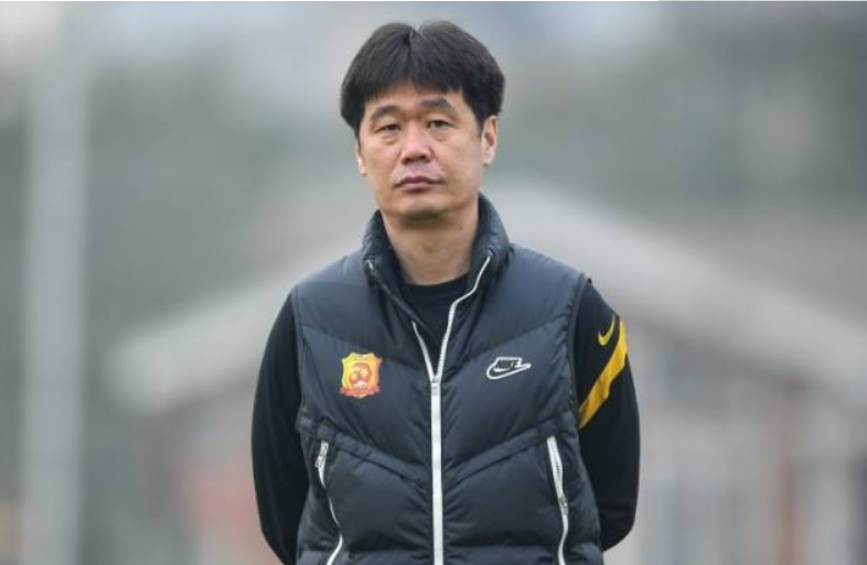 足坛再起动荡    青岛队或将解散成2022第一支解散球队