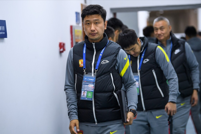 广州队首个保级目标诞生 砸百万再战