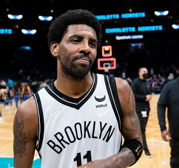 西蒙斯向费城讨要罚款 詹皇复出战火箭