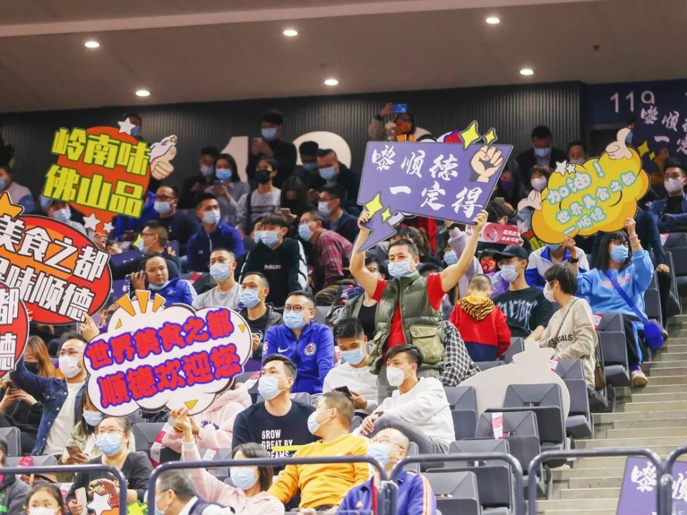 其中有易建联郭艾伦等 CBA全明星阵容公布