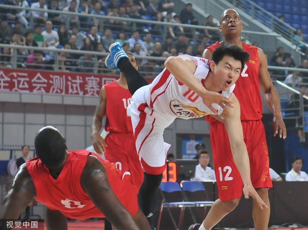 NBA杨鸣信心满满冲击第二冠 落选秀火线驰援辽宁