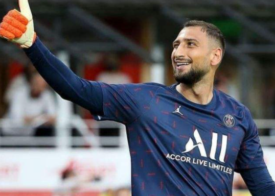 巴黎欧冠出局 纳赛尔准备解雇波切蒂诺