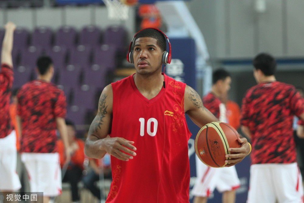 NBA杨鸣信心满满冲击第二冠 落选秀火线驰援辽宁