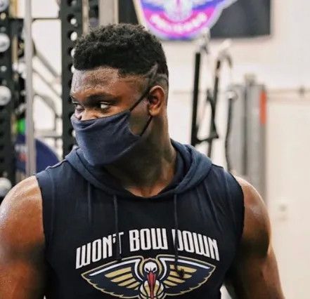 西蒙斯向费城讨要罚款 詹皇复出战火箭