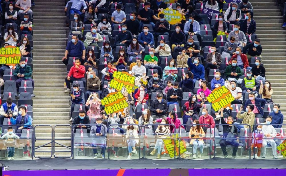 其中有易建联郭艾伦等 CBA全明星阵容公布