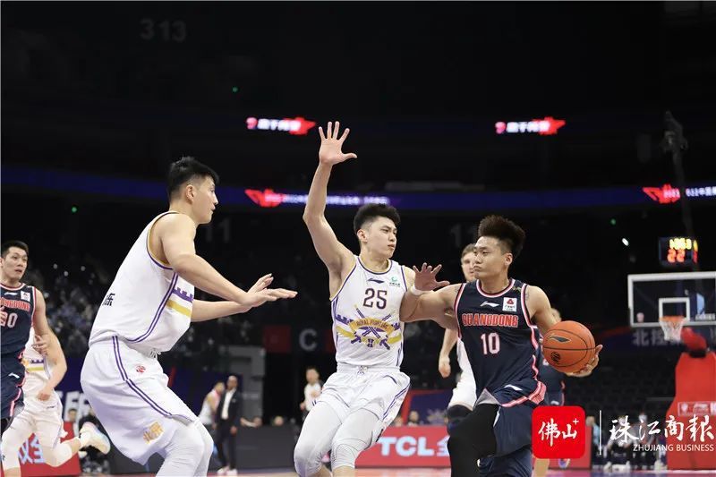 其中有易建联郭艾伦等 CBA全明星阵容公布