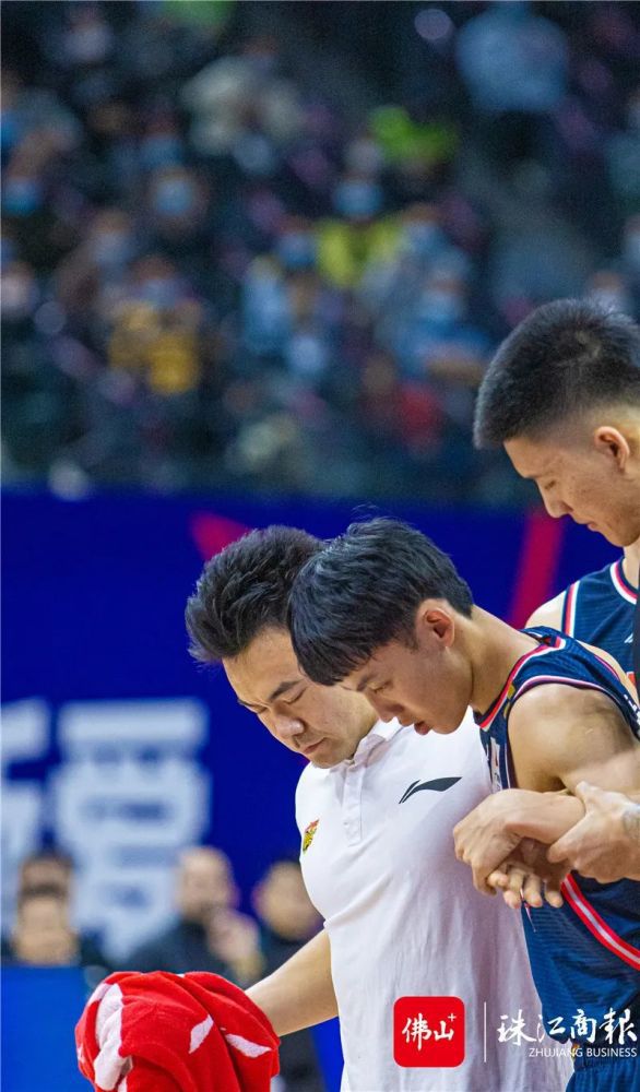 其中有易建联郭艾伦等 CBA全明星阵容公布