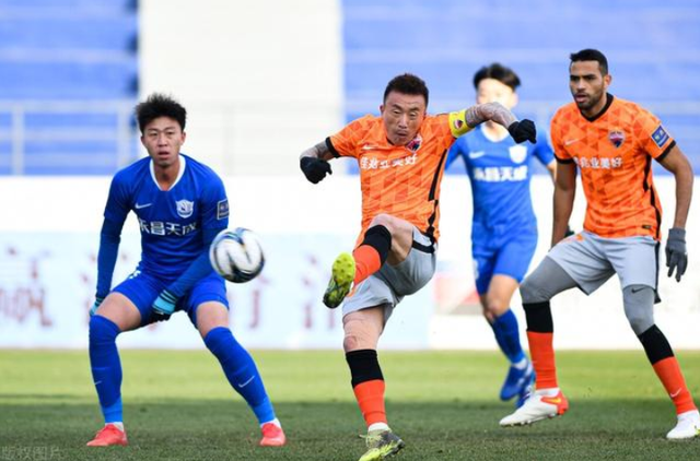 贾德松启程返回中国 前津门虎球员讨薪