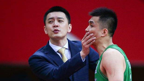 上海跌落榜首 5战全胜常规赛夺冠