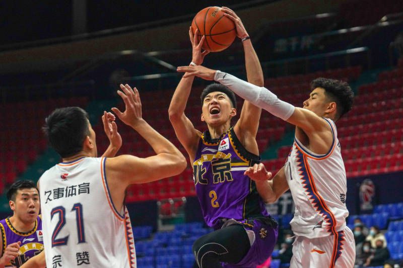 真的跌出季后赛 马布里可不信邪