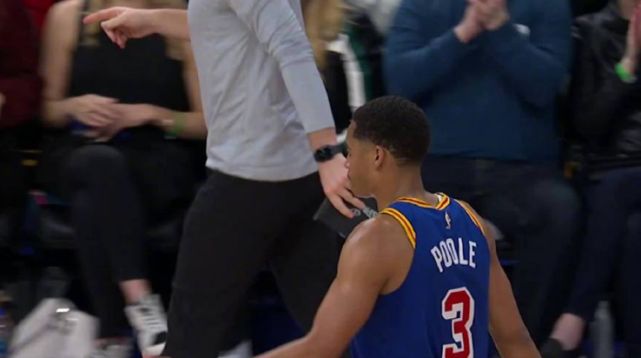 尽管勇士以22分差距输给凯尔特人 普尔是勇士惨败夜的亮点