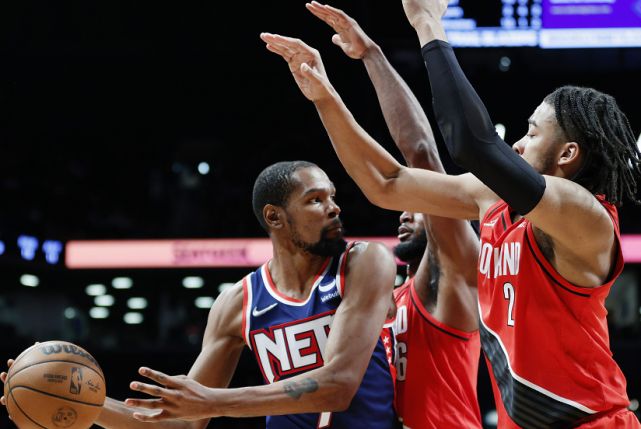 杜兰特轰下38+6+6连创里程碑   制胜两罚大逆转获胜