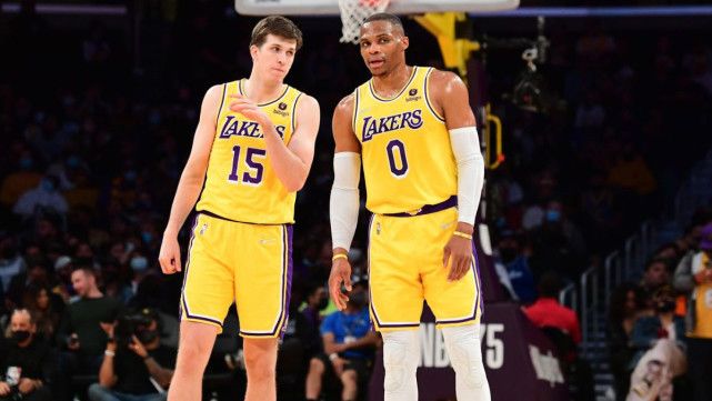 佩总谈蒙克未来 威少回怼球迷