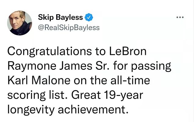 NBA官方等为詹姆斯送上祝贺 有望下赛季超越贾巴尔登顶