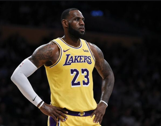 詹姆斯回应得分记录排第二 表示我不会去想这件事