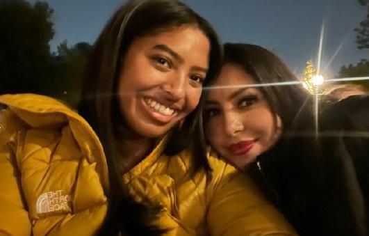 科比19岁女儿晒出近照 泳装晒阳光浴神似瓦妮莎