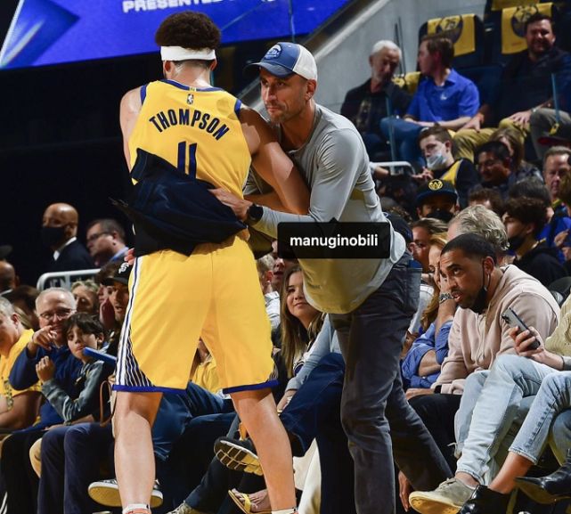 吉诺比利表达队水花兄弟赞赏 并祝库里早日康复