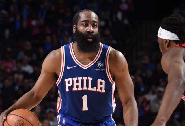 哈登反省失利 全力以赴明日热火的比赛