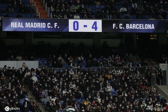 从剧烈动荡到4比0大杀皇马 巴萨在比赛中都做对了什么