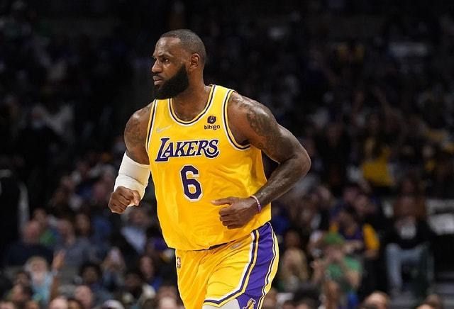 詹姆斯三双隔扣老队友乐福 登顶得分第一表示自己有点抱歉